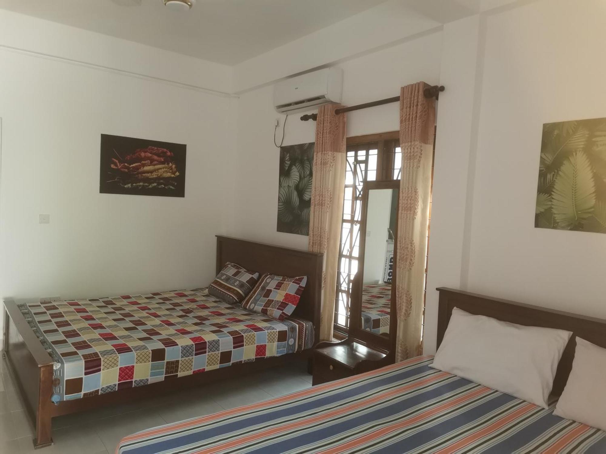 Surf Reef Beach Trincomalee Exterior photo